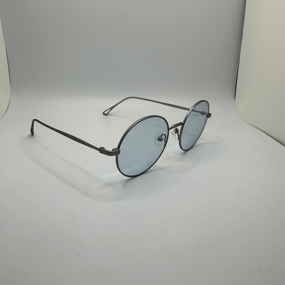 NWT Caddis Readers - Mercury in Matte Gunmetal Blue Tint Lens 0.0x magnification - Picture 2 of 9